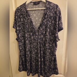 Lane Bryant Black and White Floral Print Blouse Top